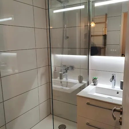 Apartment Cyrnos *